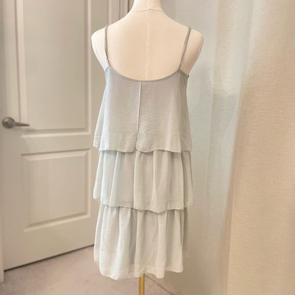 H&M Flowy Dress - Picture 5 of 6